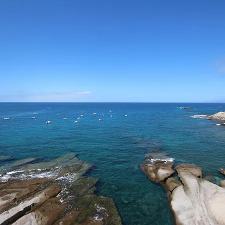 Caleta Sea View 5 アパート
