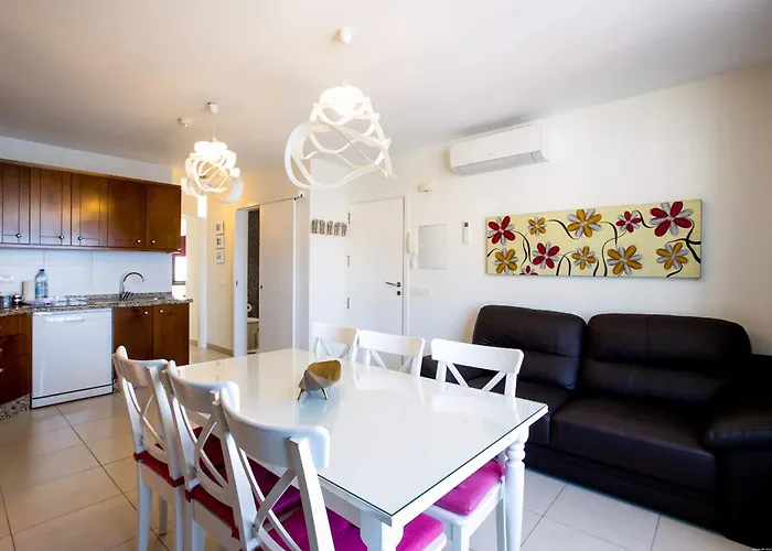 Caleta Sea View 5 *