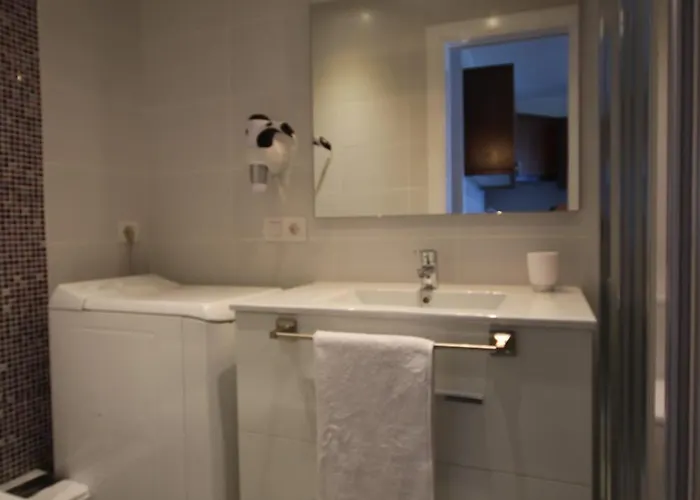 Caleta Sea View 5 *